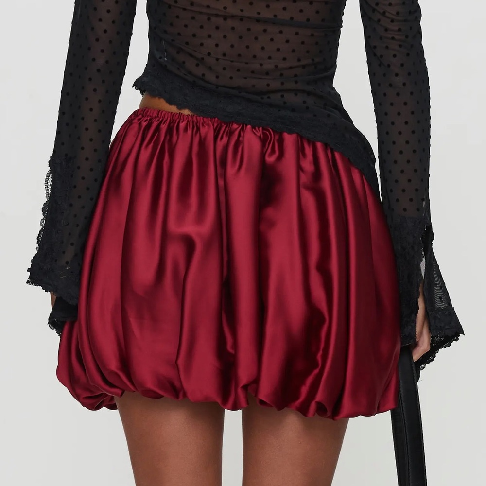 NWT PRINCESS POLLY Bubble Hem Red Satin Skirt - Picture 2 of 7